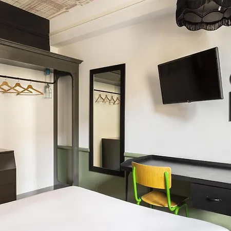 Hostel Generator *