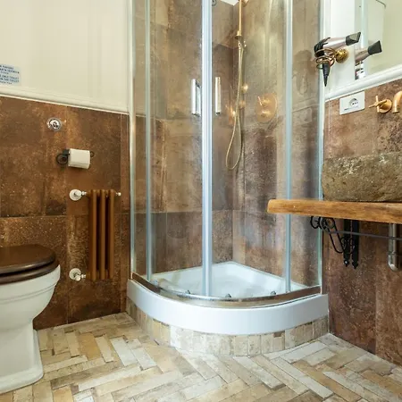 Capital Bed & Breakfast 4*