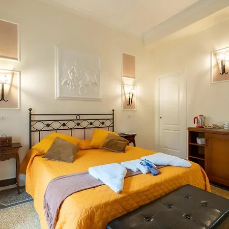 Capital 4*