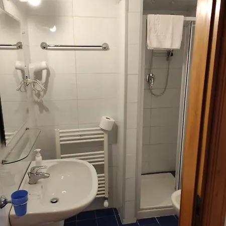 Big Bang Szálloda 2*