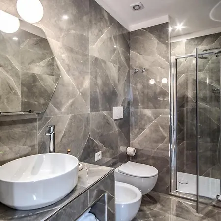 מלון Tree Charme Augusto Luxury 3*