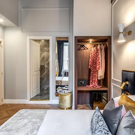 מלון Tree Charme Augusto Luxury 3*