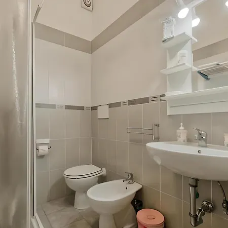 Leone Vatican House Apartment *