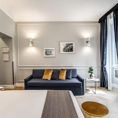Tree Charme Augusto Luxury רומא