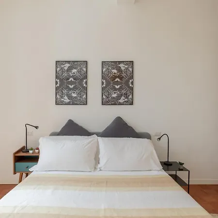 Iflat Monti Charming Appartement *