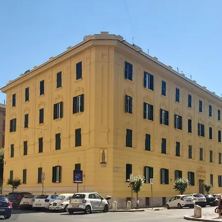 Pretty In Vatican Center Capsule hotel *