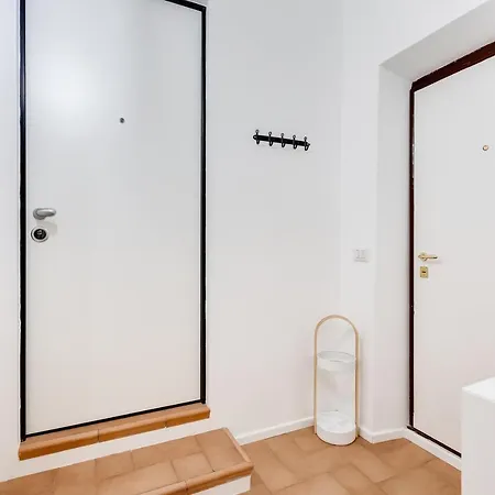 Lovely And Modern Flat Near The Colosseum
