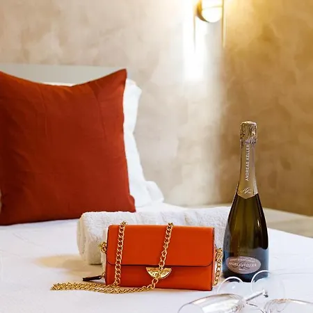 Erreggi Luxury Bed & Breakfast *