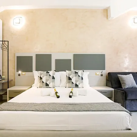Erreggi Luxury * Roma
