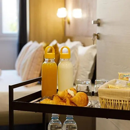 Erreggi Luxury * Roma