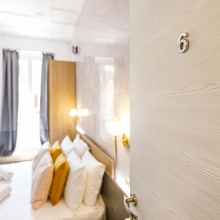 Erreggi Luxury Bed & Breakfast Roma