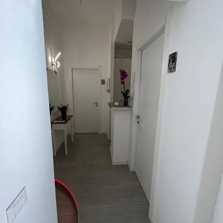 Domus Flavia Bed & Breakfast