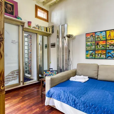 Maggiore 145 With Private Garden - Rione Monti Apartment