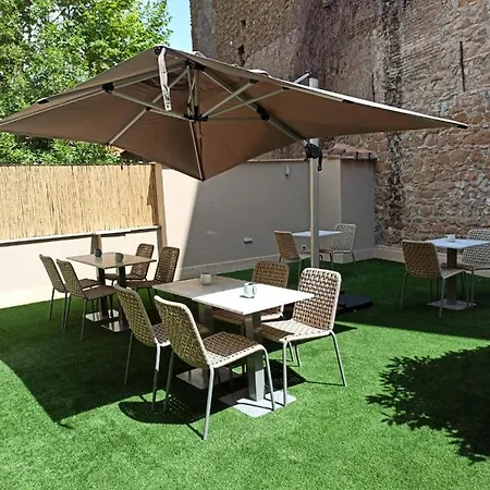 Nikis Collection Trastevere בית הארחה רומא