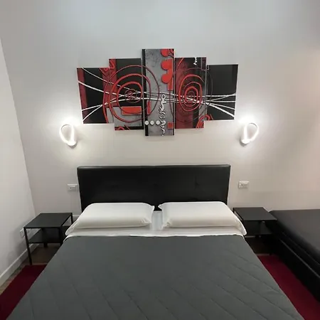Domus Flavia Frühstückspension 3*