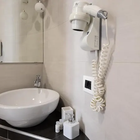 Maison Maneli 3* Rome