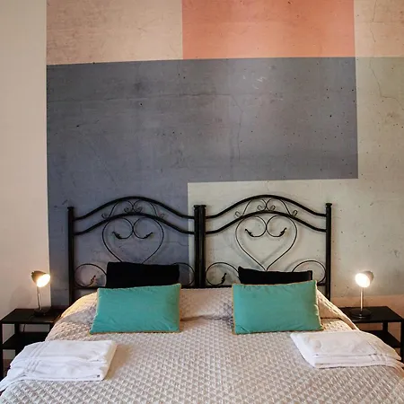 Bed & Breakfast Lights 3*
