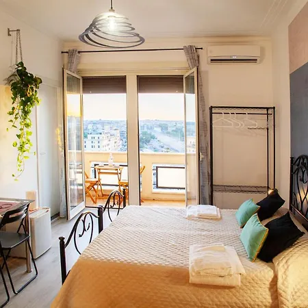 Bed & Breakfast Lights 3*
