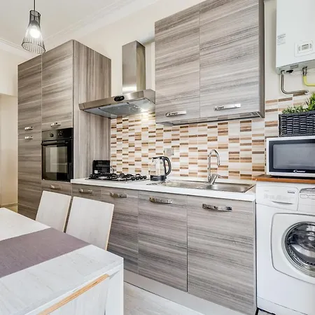 Apartment Bdc - Prestige 3bdr 3bath In Monti District