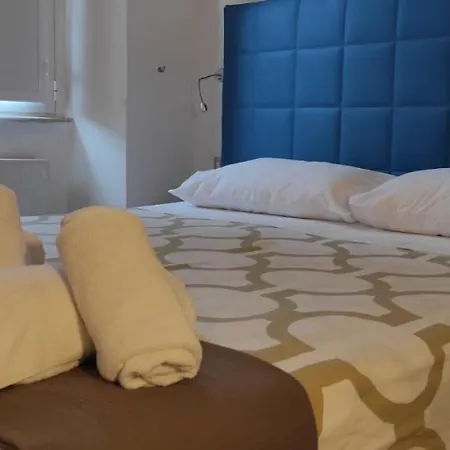 Bed & Breakfast Station