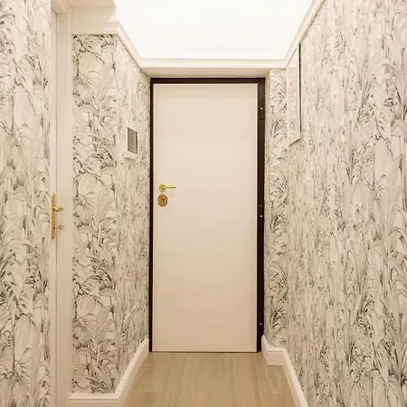 Appartamento Marcantonio - Colosseum - Viale Manzoni 39 Up To 7 People, Viale Manzoni 41 Up To 5 People Roma