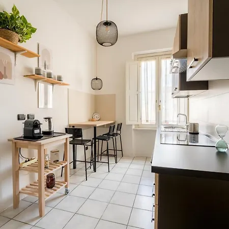 Bohome - Ethnic In The Center Of Apartment