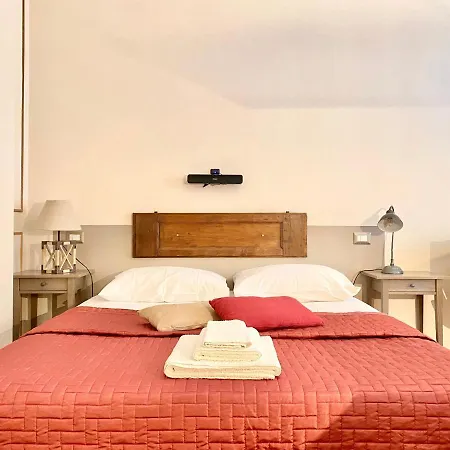 Roome B&B Bed & Breakfast