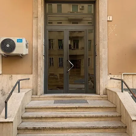 B&s Vaticano Apartment *