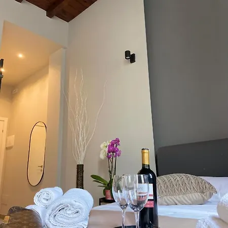 Gasthuis Soha Piazza Di Spagna Boutique Rome