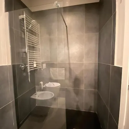 Soha Piazza Di Spagna Boutique בית הארחה