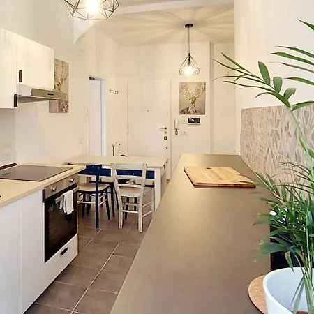 Casa Valentina - Beauty With Two Bedrooms Near Vatican Apartament