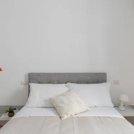Apartment Iflat Charming Flat Close To Campo De' Fiori