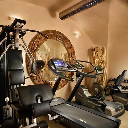 Leon's Place In 4* Rome