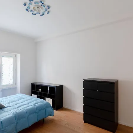 Stupendo In Quartiere Residenziale