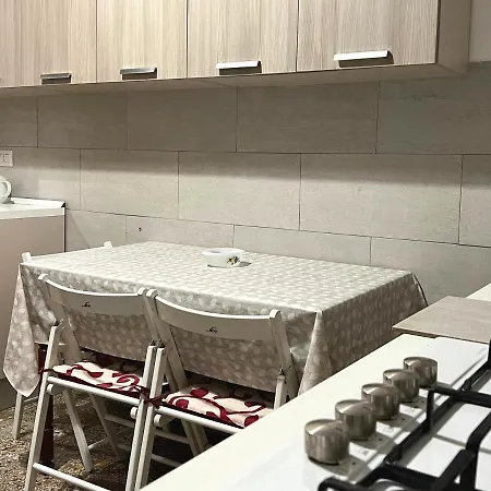 Apartment Palazzo Senesi *