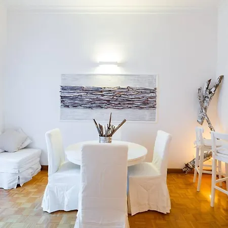 Apartment Fontana Di Trevi - Bastianelli *
