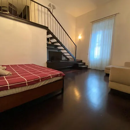 San Giovanni Lovely Loft Appartamento *