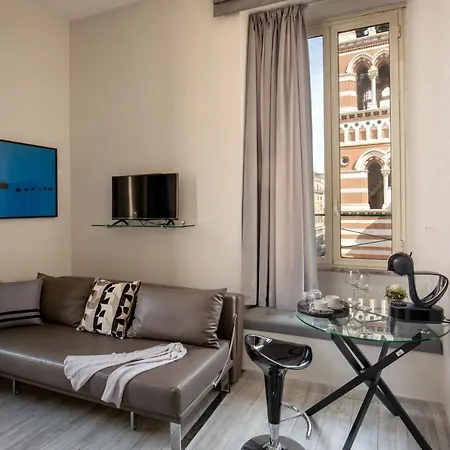 Relais Nazionale 18 Bed & Breakfast Rome