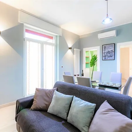 Hostly - Art & Color Midtown - 3br 2ba Apartment Rome