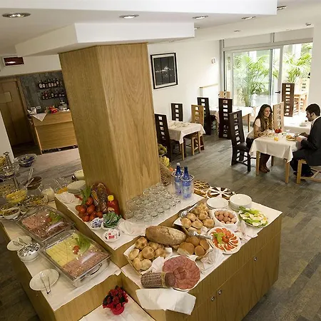 מלון Ginevra Palace רומא