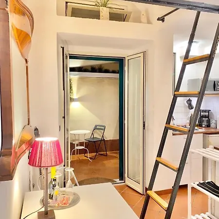 Apartment Vacanze Romane Colosseum Rome