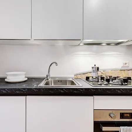 Apartment Boschetto 118 Rome