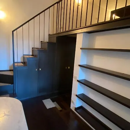 San Giovanni Lovely Loft Appartamento *