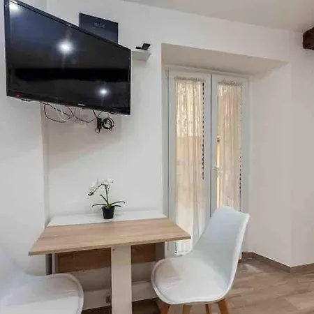 Spanish Steps Loft Holiday home *