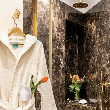 Apartment Atticus Luxury Studio In The Heart Of Ancient Rome
