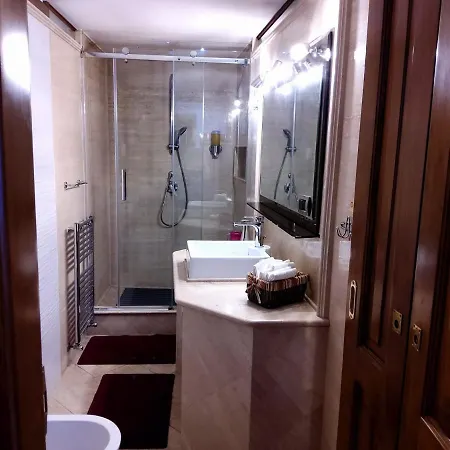 Residenza Mucha Apartment *
