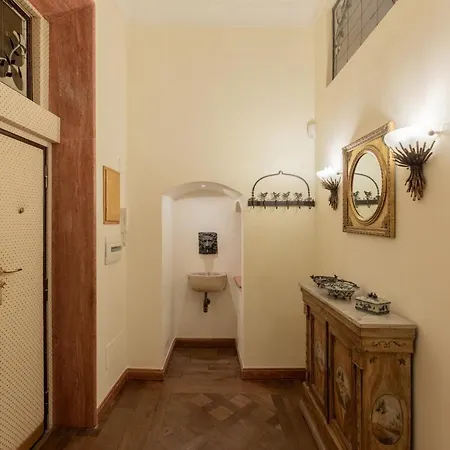 Apartment Iflat Elegant And Luxury Near Pantheon Rome