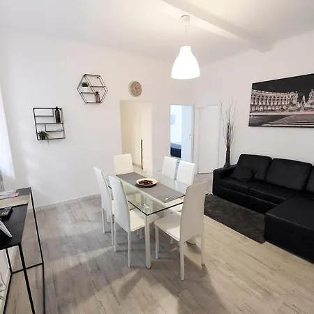 Easy Holidays - In Selci Rome