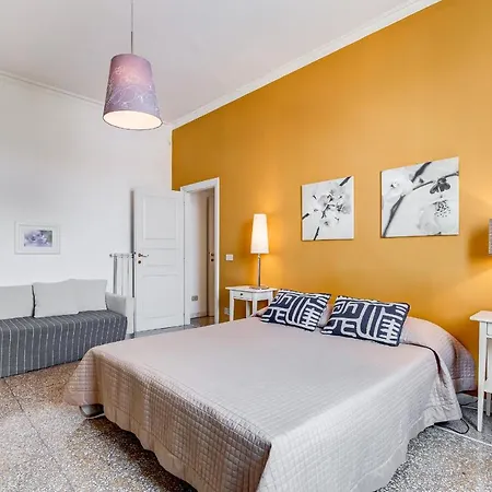 San Pietro 3 E Bagno In Camera Apartment