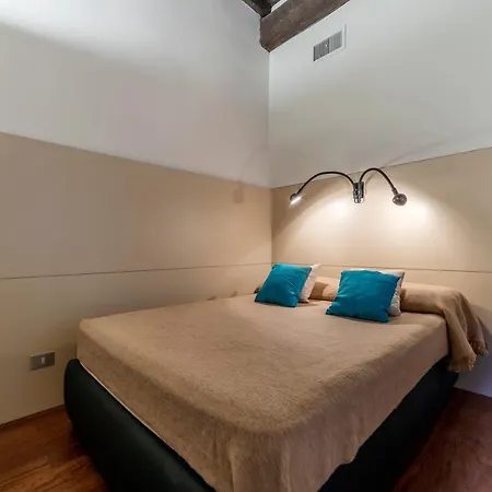 Montecitorio And Via Condotti Apartment Rome